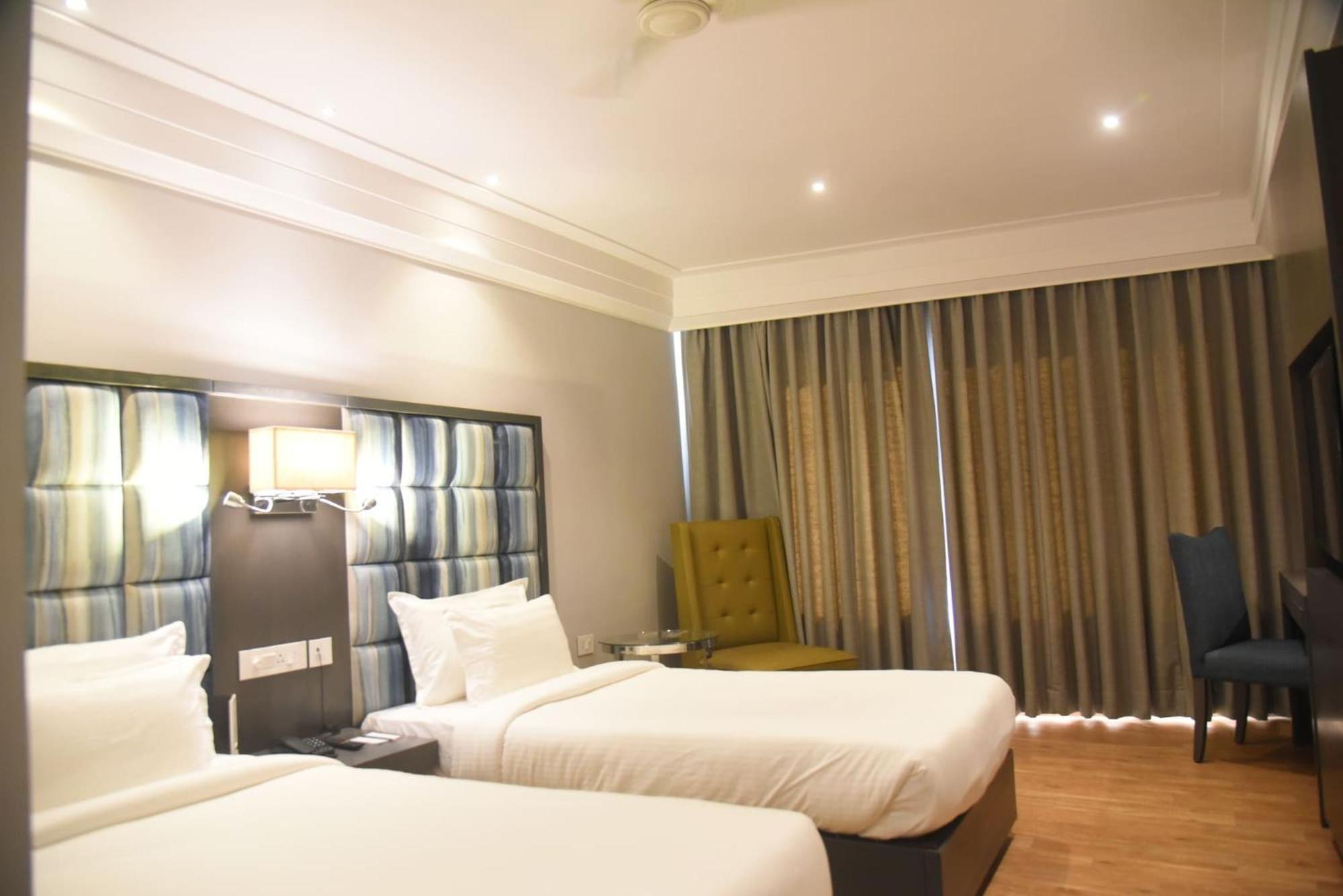Hotel Accord Premier Raigarh Экстерьер фото