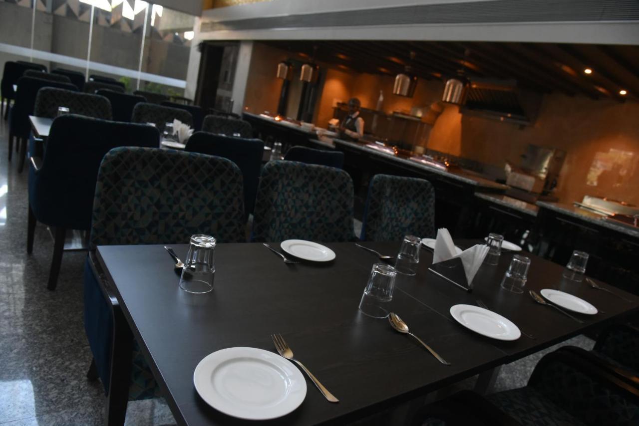 Hotel Accord Premier Raigarh Экстерьер фото